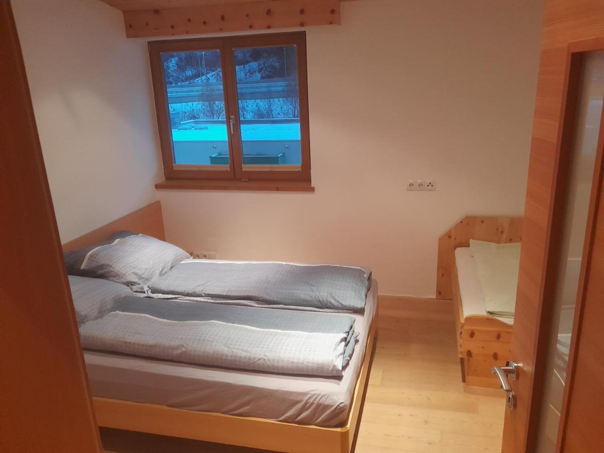 Haus Hotz Apart Talblick Grins エクステリア 写真