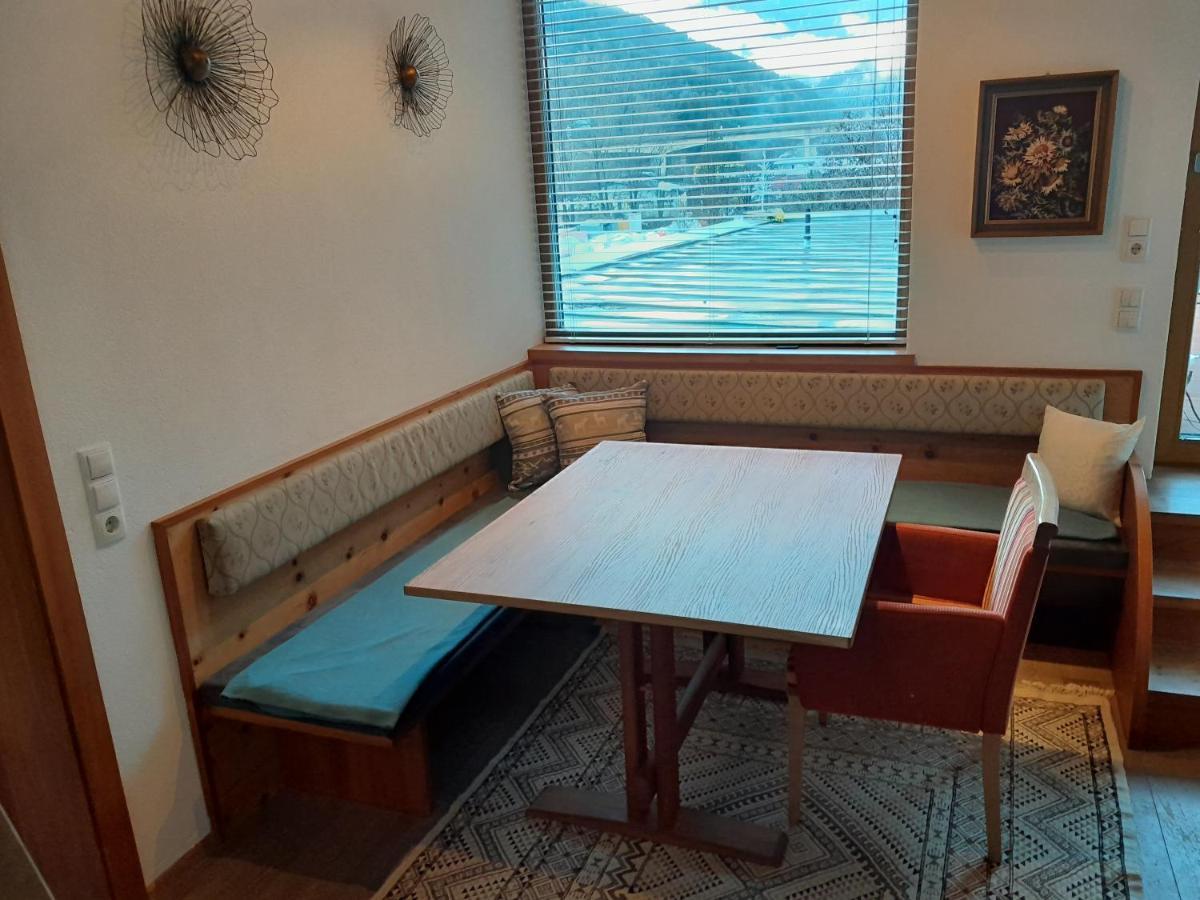 Haus Hotz Apart Talblick Grins エクステリア 写真